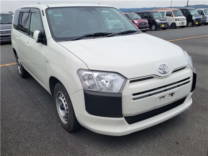 TOYOTA SUCCEED VAN