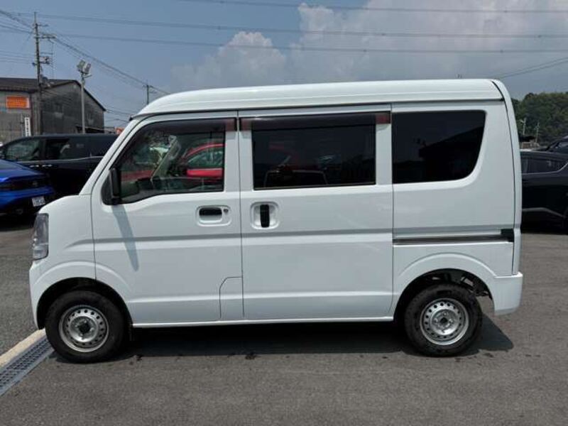 MINICAB VAN