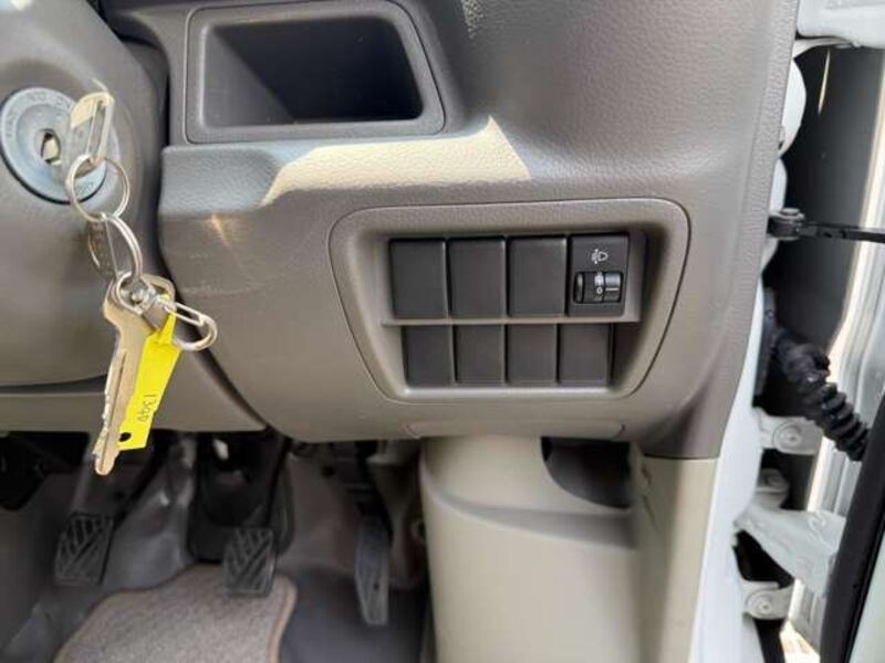 MINICAB VAN