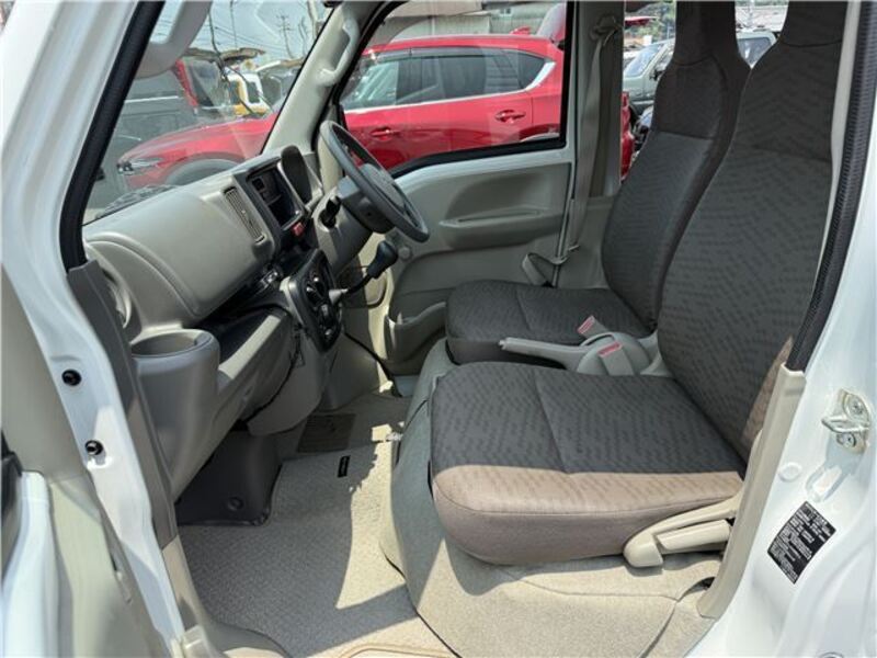 MINICAB VAN