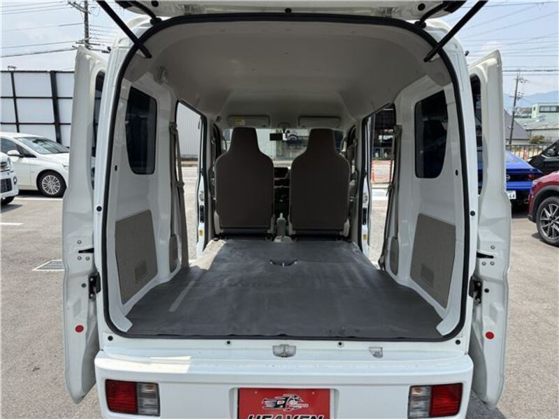 MINICAB VAN