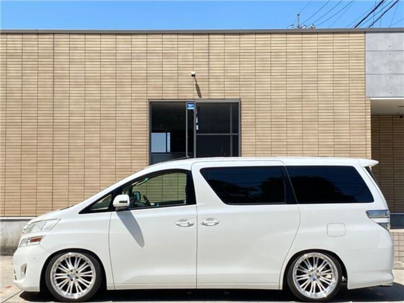 VELLFIRE