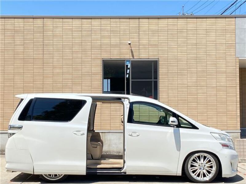 VELLFIRE