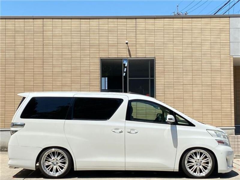VELLFIRE