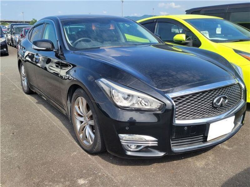 NISSAN FUGA