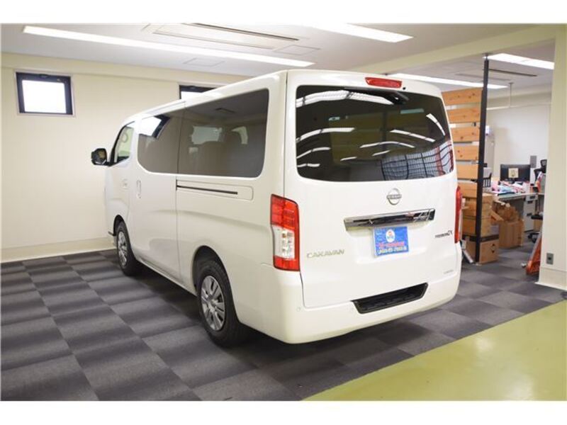 CARAVAN VAN