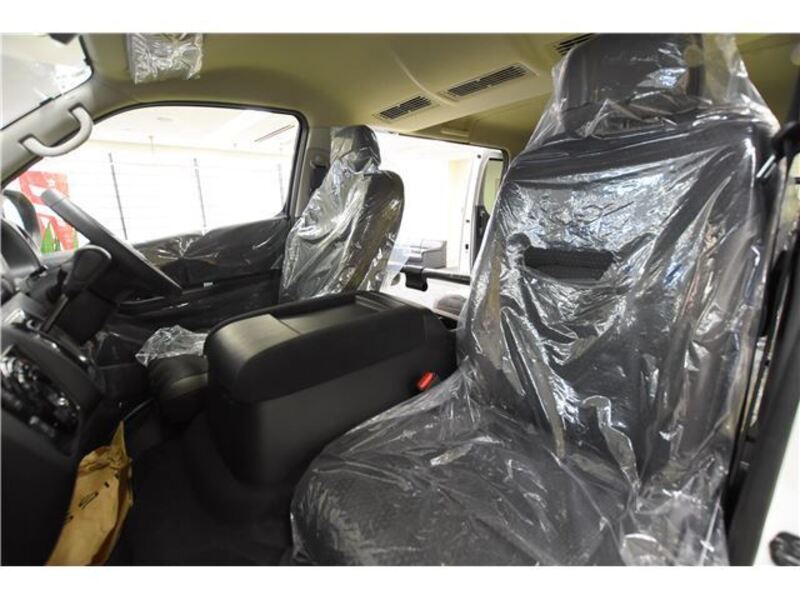 CARAVAN VAN