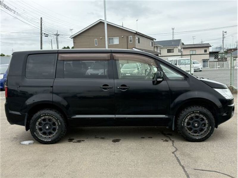 DELICA D5