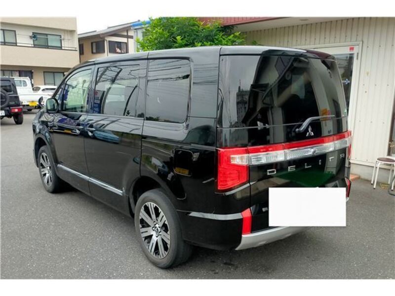 DELICA D5