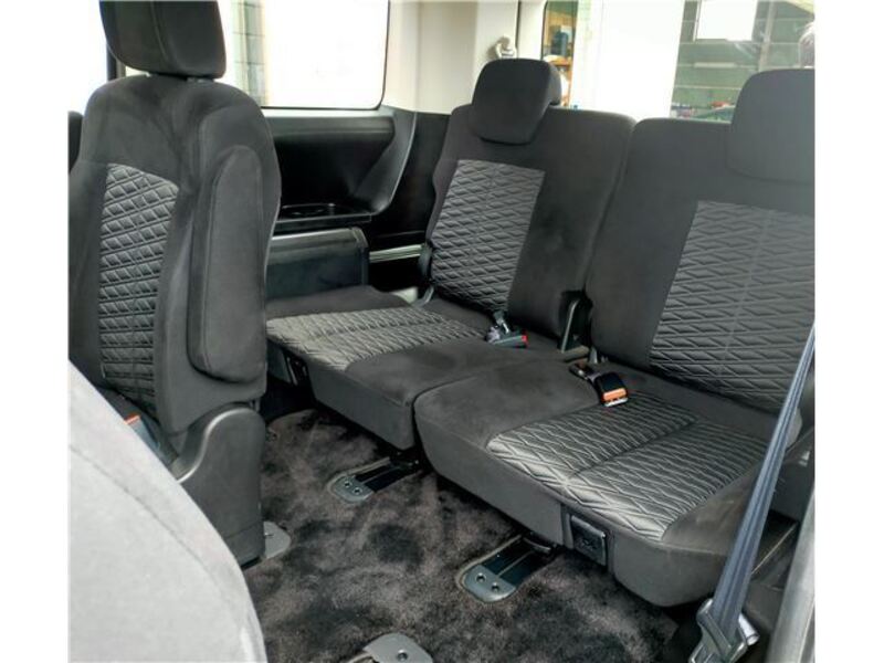 DELICA D5