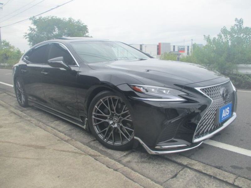 LEXUS LS