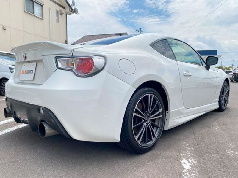 86