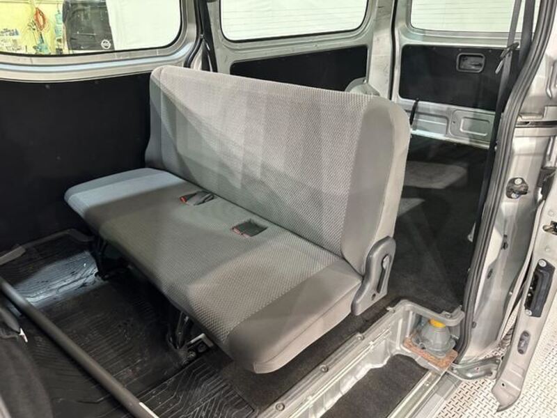 NV350 CARAVAN