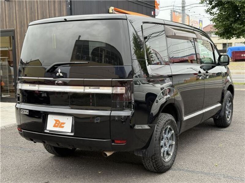 DELICA D5