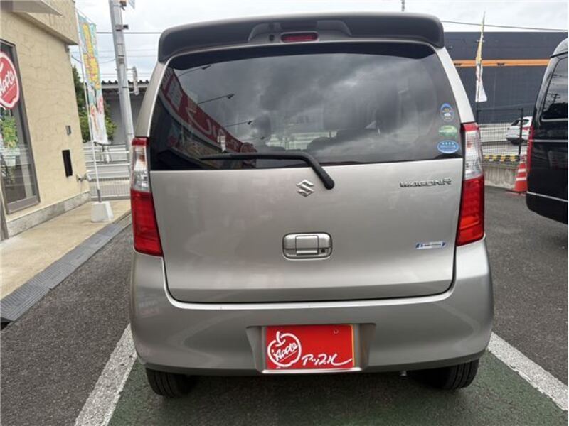 WAGON R