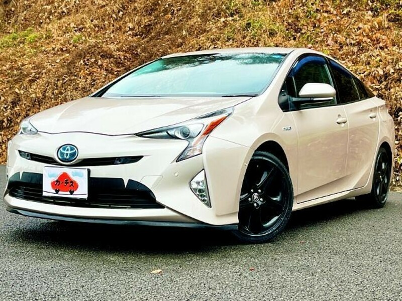 Used 2016 TOYOTA PRIUS ZVW55 | SBI Motor Japan