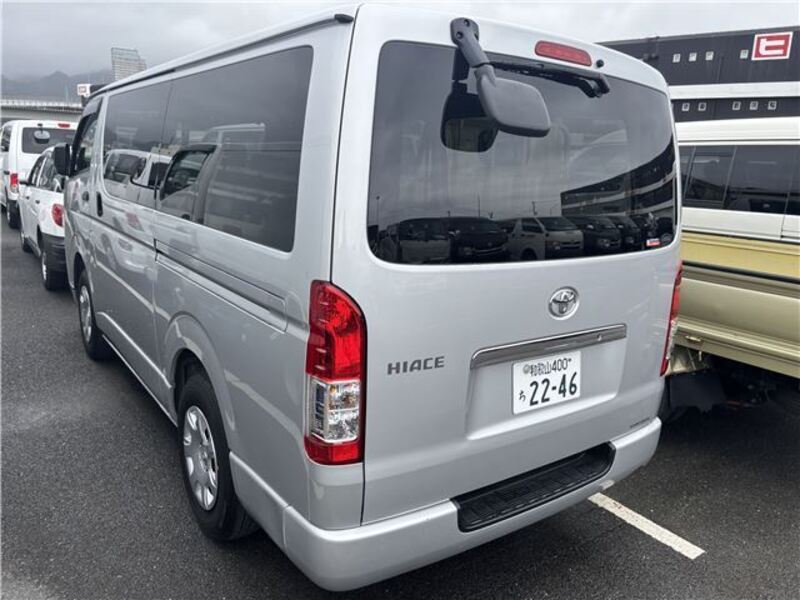 HIACE VAN