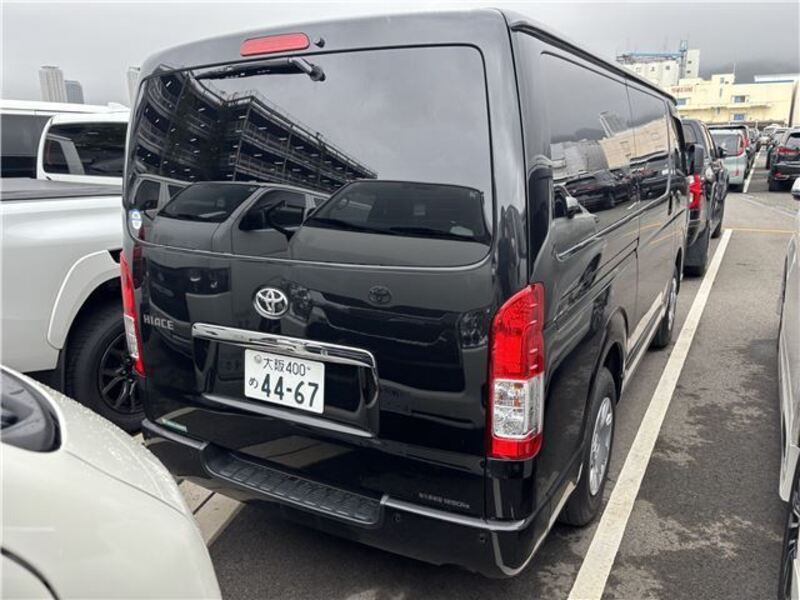 HIACE VAN