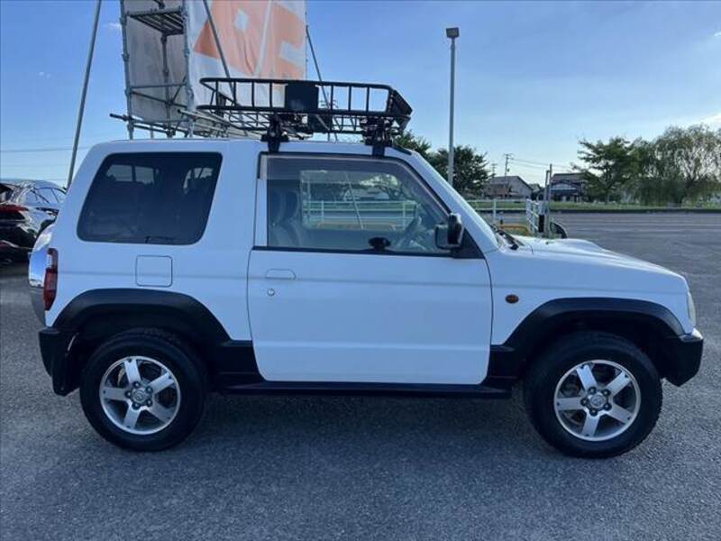 PAJERO MINI