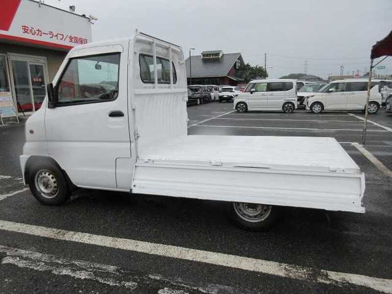 MINICAB TRUCK