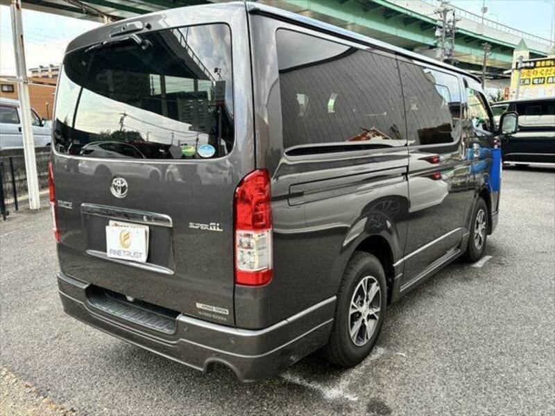 HIACE VAN