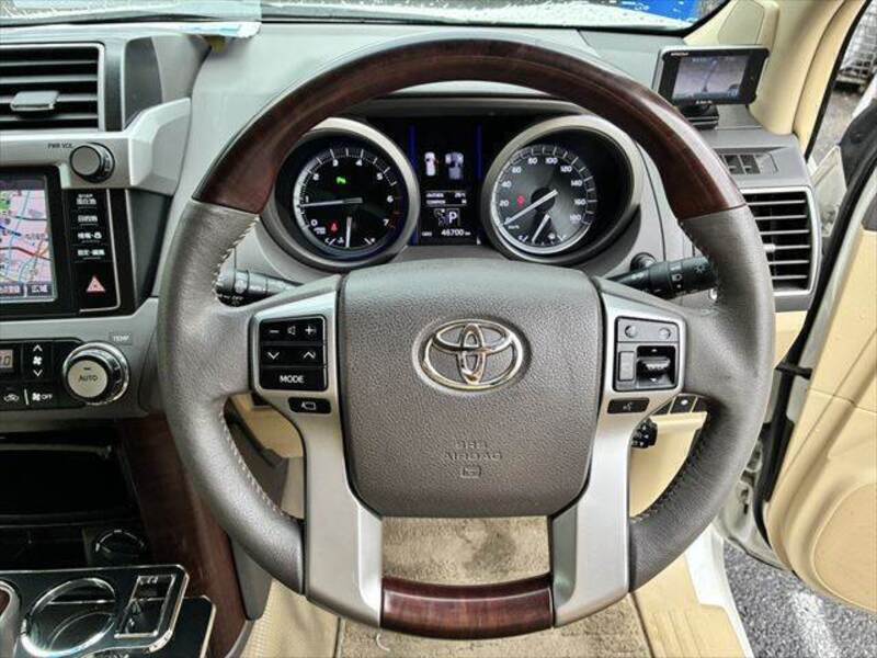 LAND CRUISER PRADO