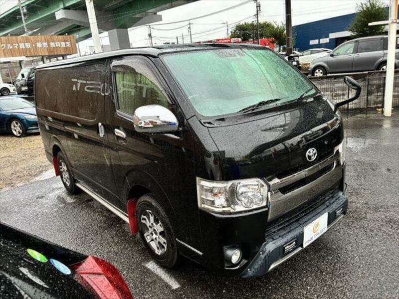 HIACE VAN