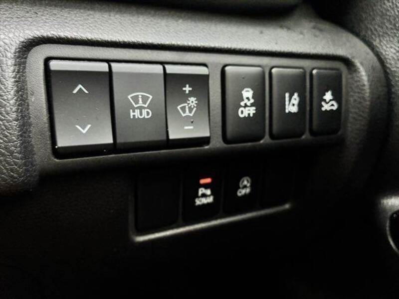 ECLIPSE CROSS