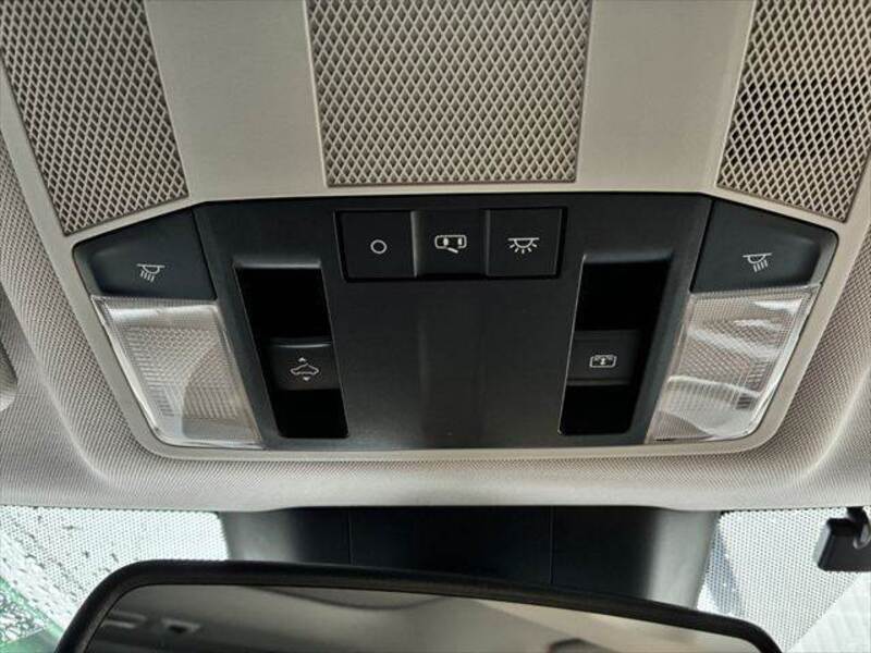 ECLIPSE CROSS