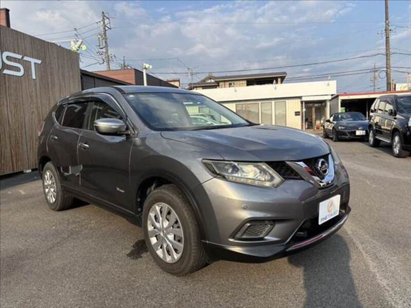 X-TRAIL