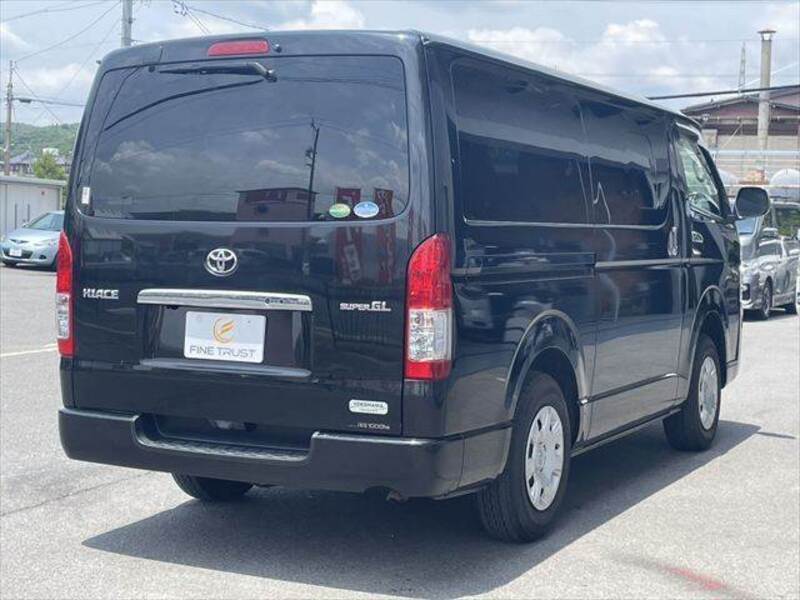 HIACE VAN