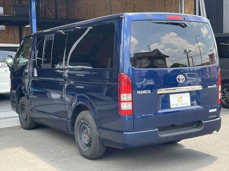 HIACE VAN