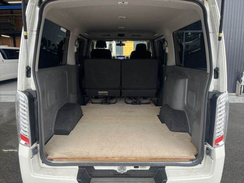 NV350 CARAVAN