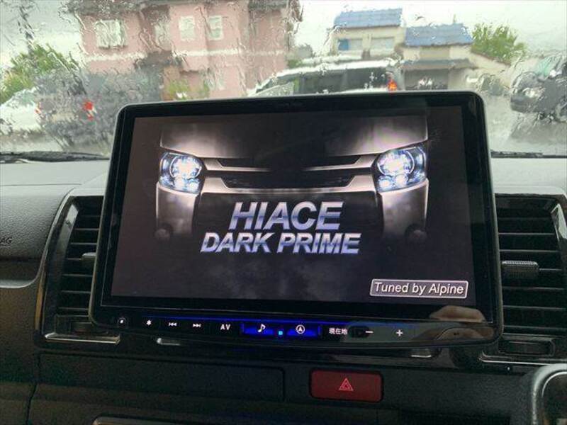 HIACE VAN