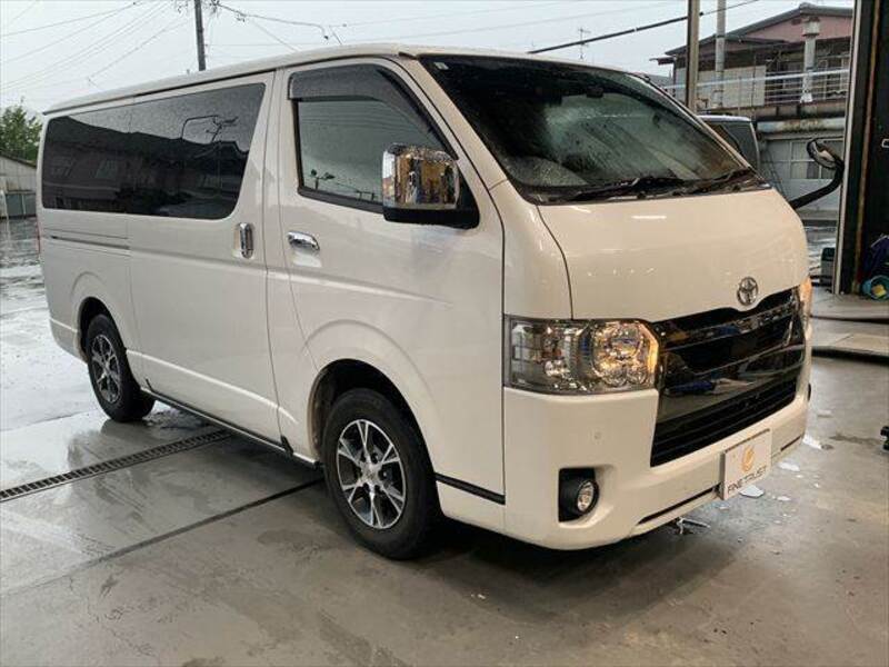 HIACE VAN