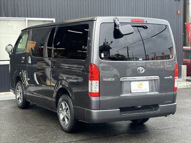 HIACE VAN
