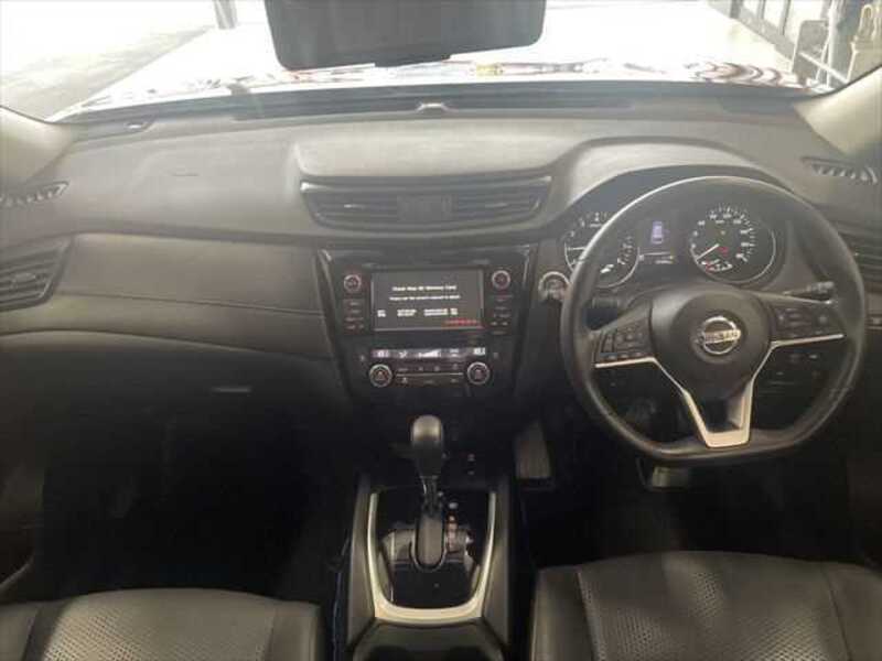 X-TRAIL-0
