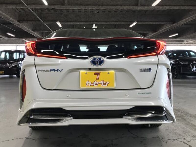 PRIUS PHV