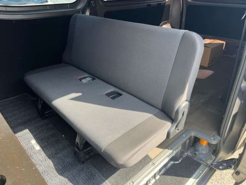 NV350 CARAVAN