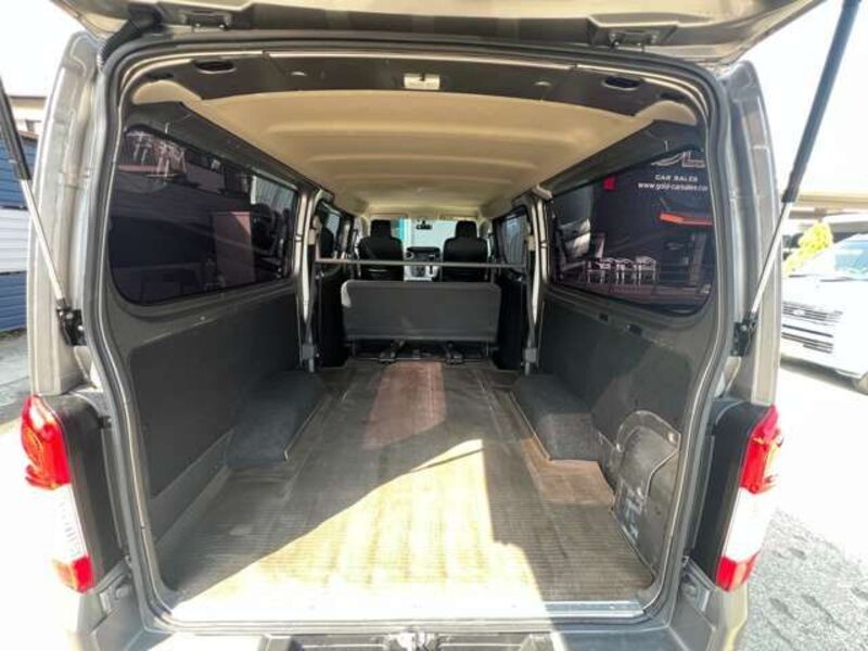 NV350 CARAVAN