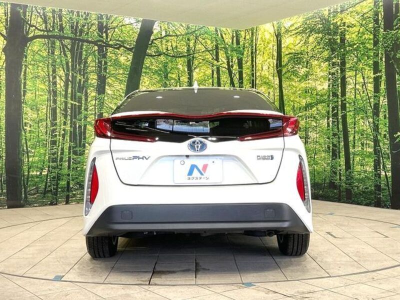 PRIUS PHV