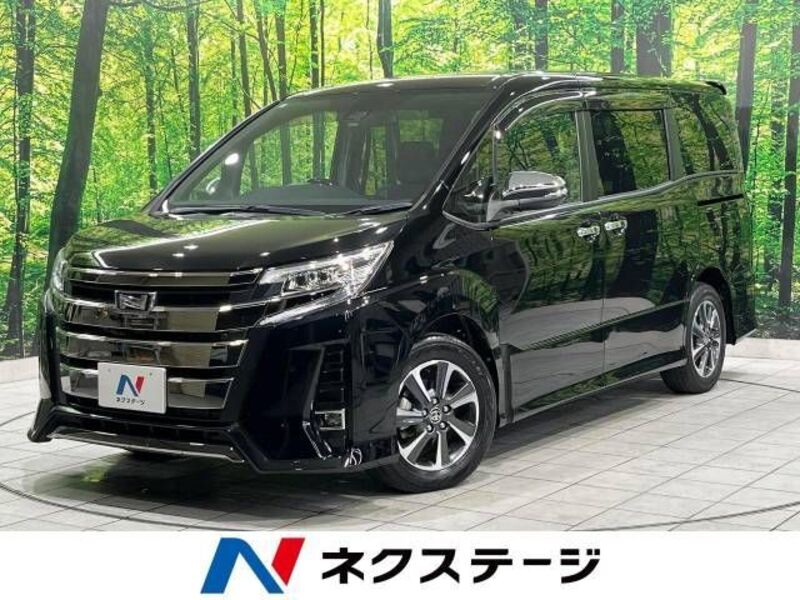 TOYOTA NOAH