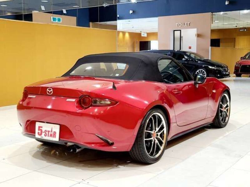 ROADSTER