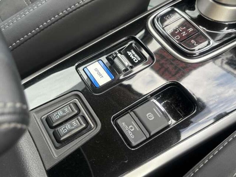 OUTLANDER PHEV