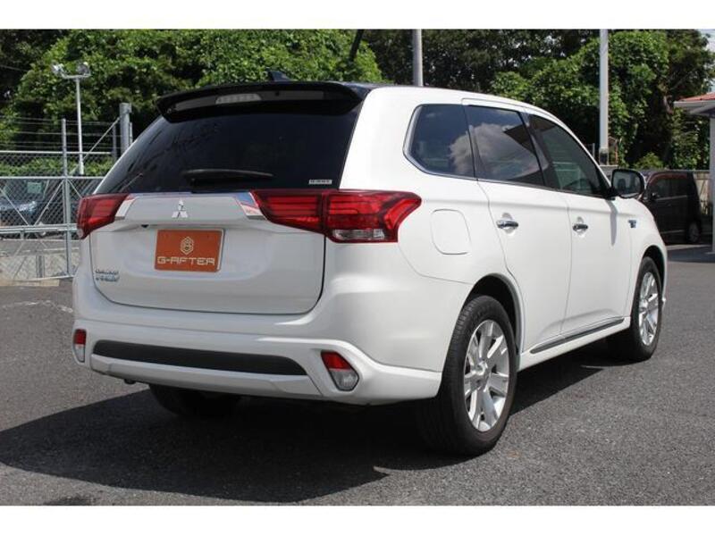 OUTLANDER PHEV