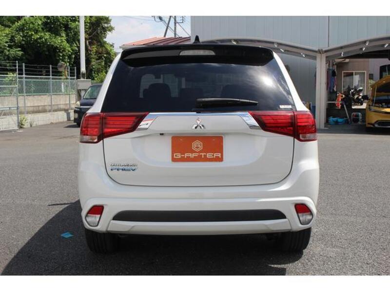 OUTLANDER PHEV