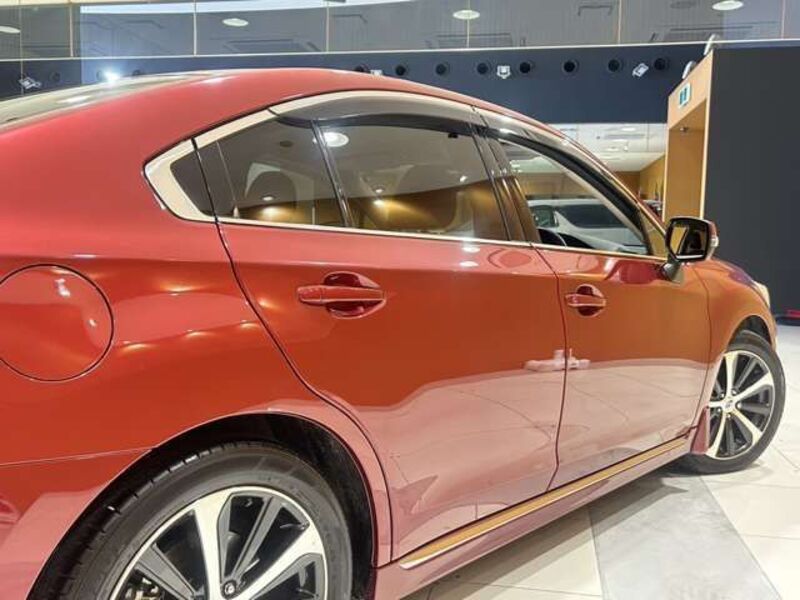 LEGACY B4