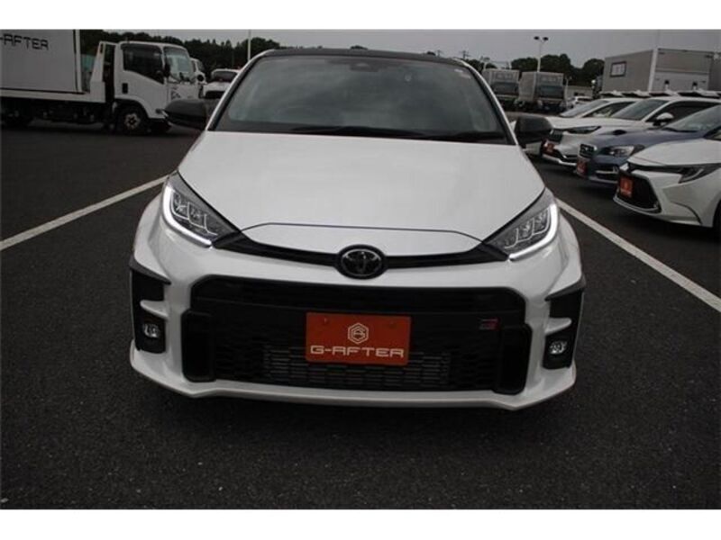 GR YARIS