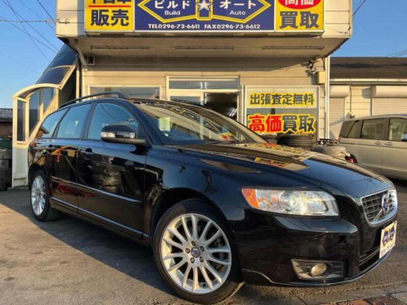 VOLVO V50