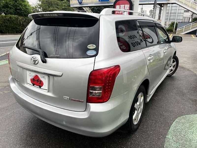 COROLLA FIELDER